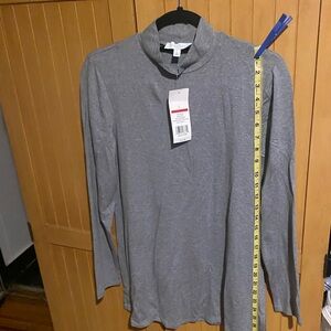 New Direction 
JULIANNA MOCK TURTLE NECK